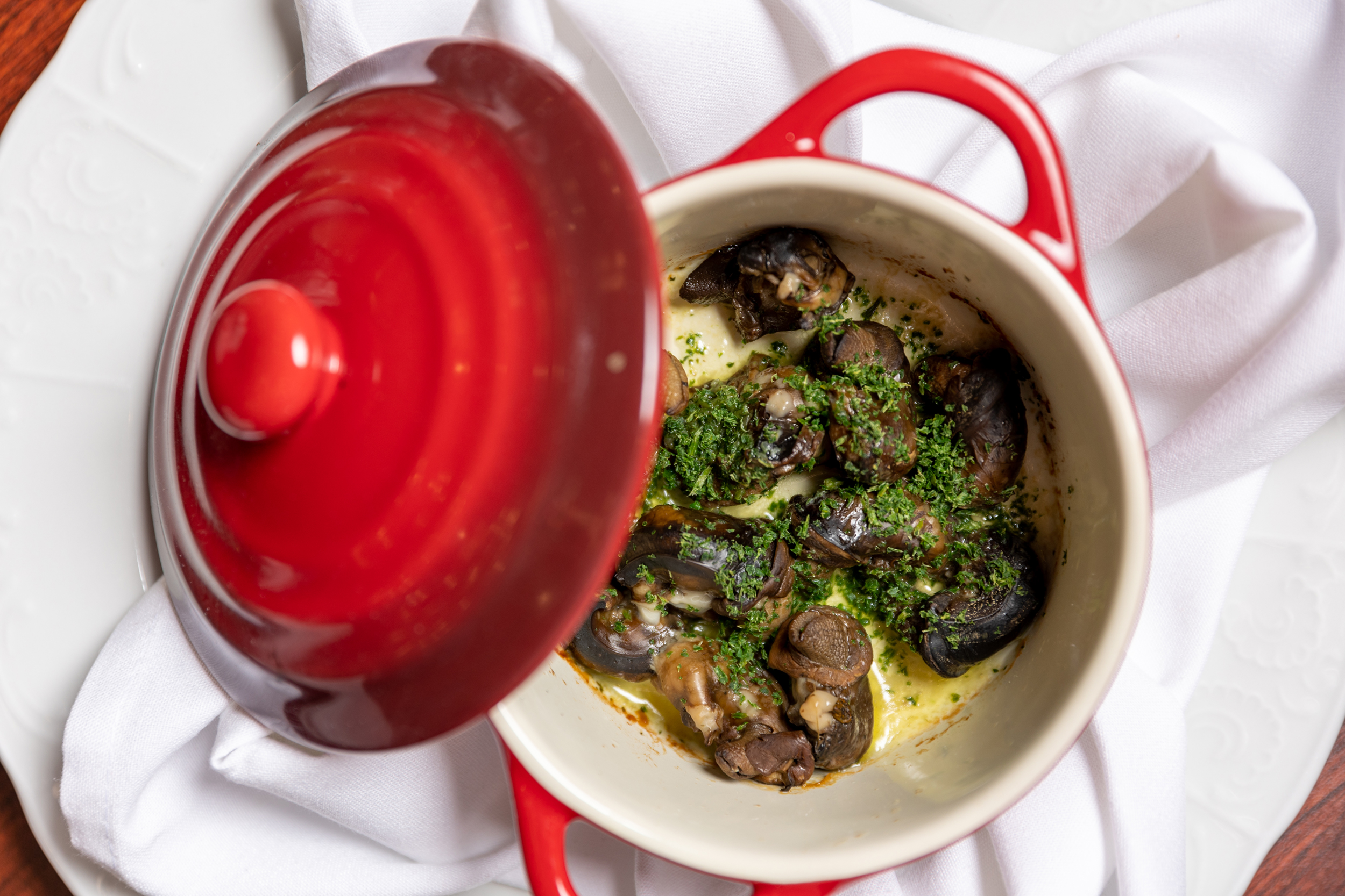 BistroProvenance_Escargot_Spothopper-2