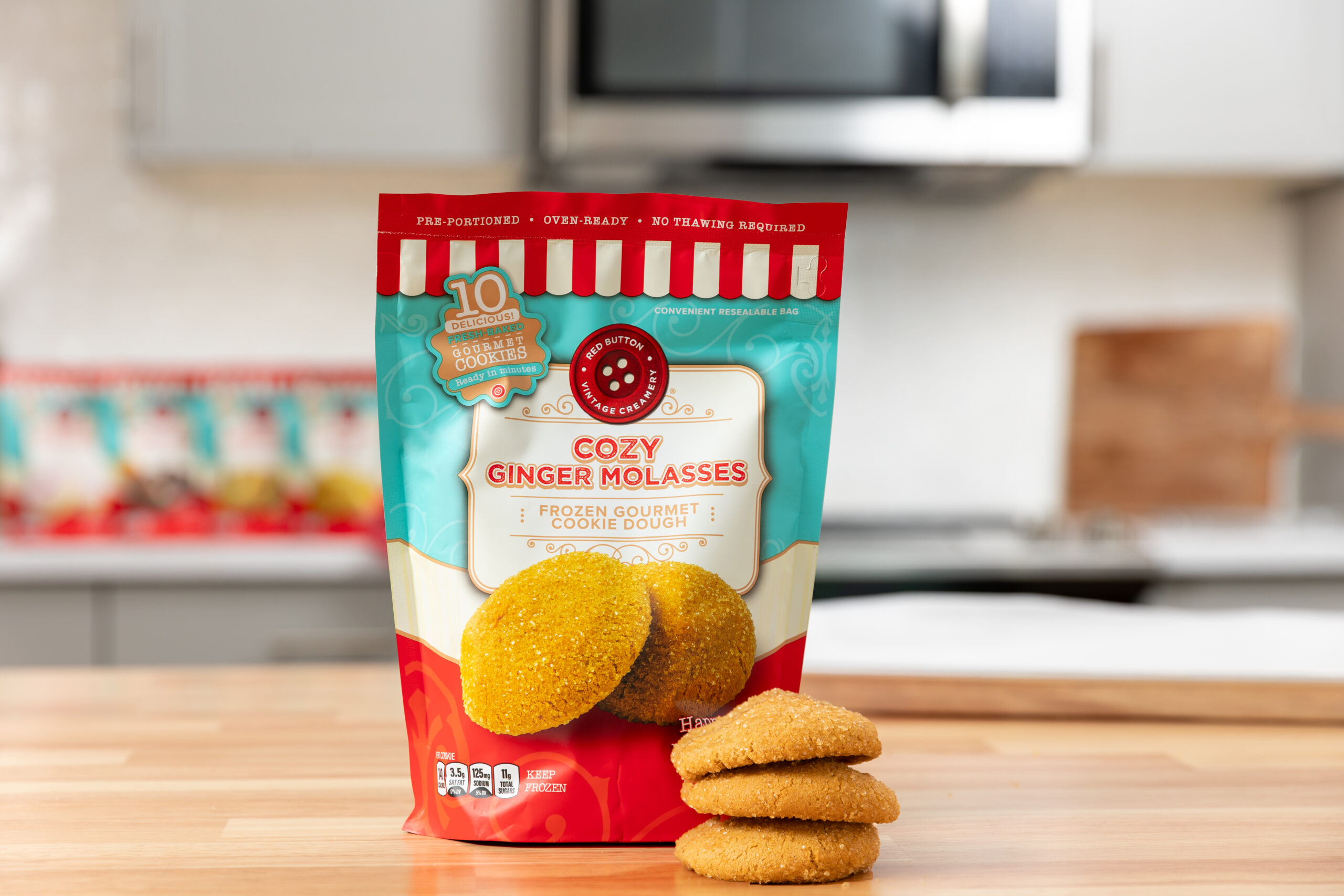 RedButtonVintageCreamery_FrozenCookieDough_CozyGingerMolasses_Nov24_AFS-19