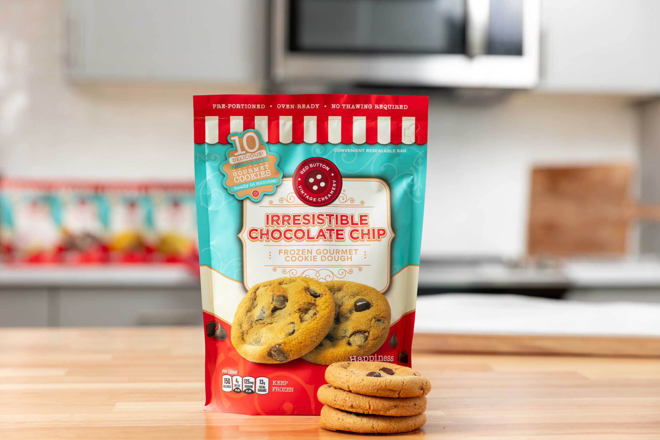 RedButtonVintageCreamery_FrozenCookieDough_IrresistibleChocolateChip_Nov24_AFS-13